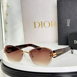 Picture of Dior Sunglasses _SKUfw76015101fw